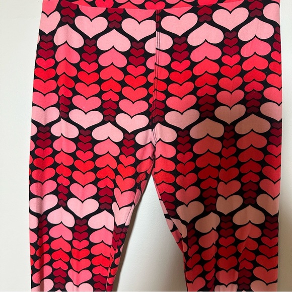 LuLaroe Pink and Red Hearts Valentines Leggings/Pants One Size - Picture 3 of 6